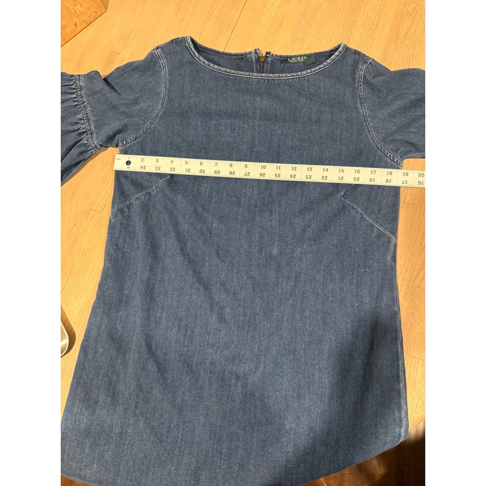 Lauren Ralph Lauren Denim Bell Sleeve Shift Dress Size 6 Boat Neck Knee Length - Picture 4 of 4